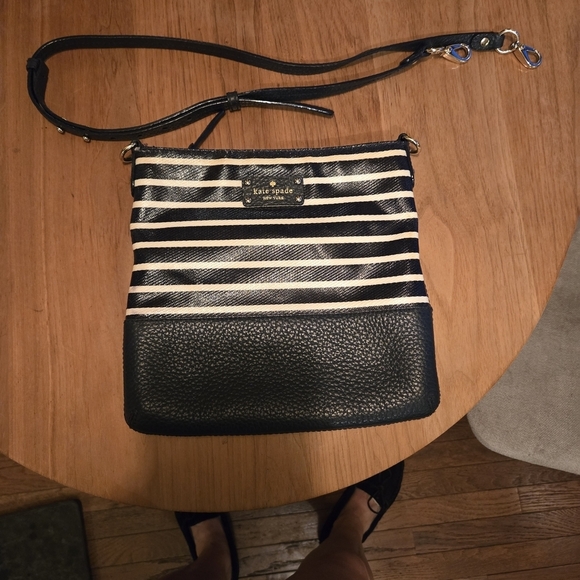 kate spade Handbags - Kate Spade Black and White Striped Crossbody Bag